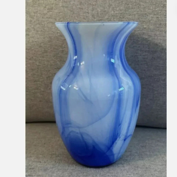Blue & White Swirl Indiana Crystal 8" Jar Vase Made In USA - Picture 1 of 4